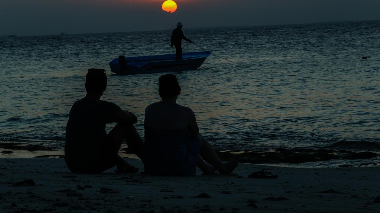 Dhigurah Retreat Beach Zewnętrze zdjęcie